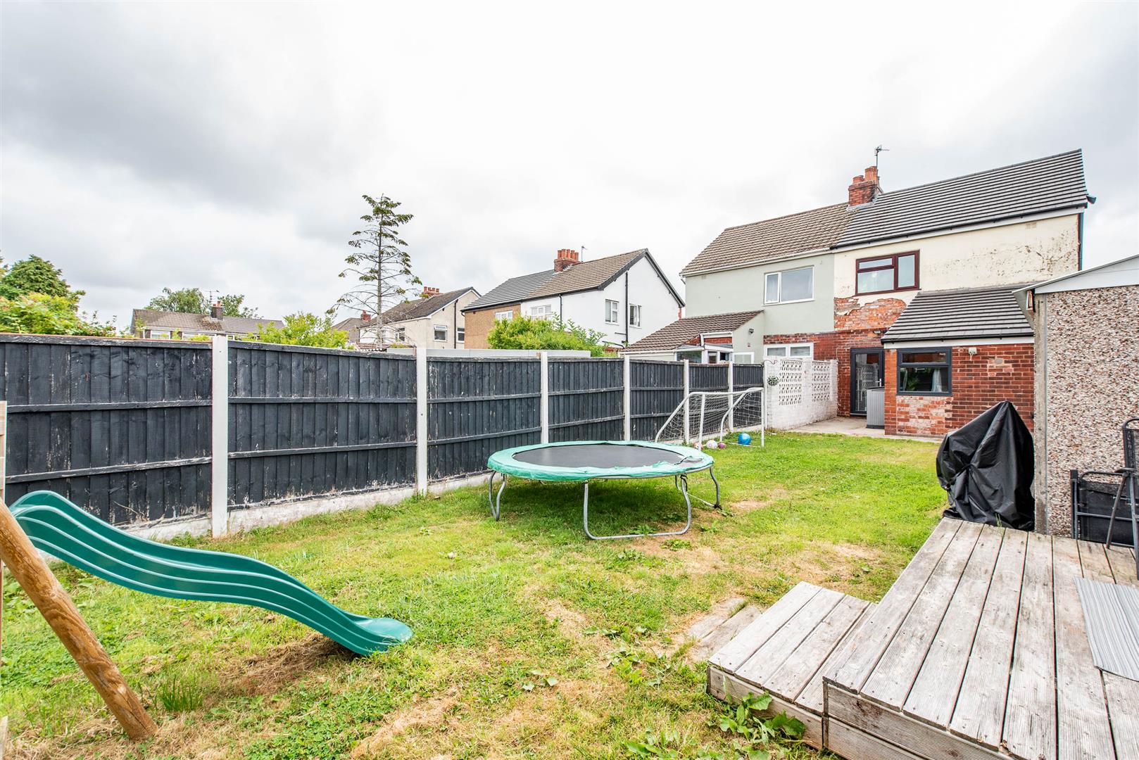 Rosemeade Avenue, Lostock Hall, Preston